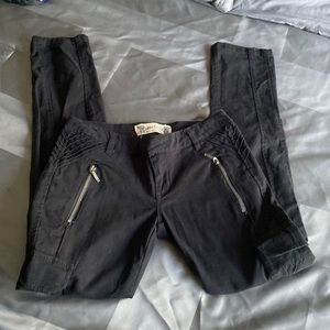 Freestyle stretch pants with booty enhancing detail on the back